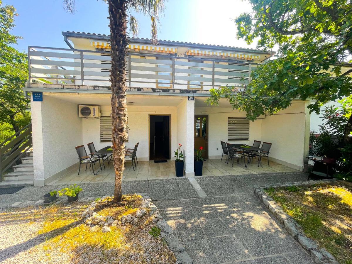 Apartmani Irena Jadranovo Exterior foto